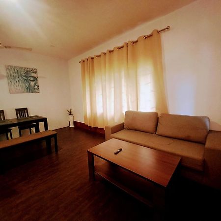 Strawberry Swing Homestay Γουβαχάτι Εξωτερικό φωτογραφία