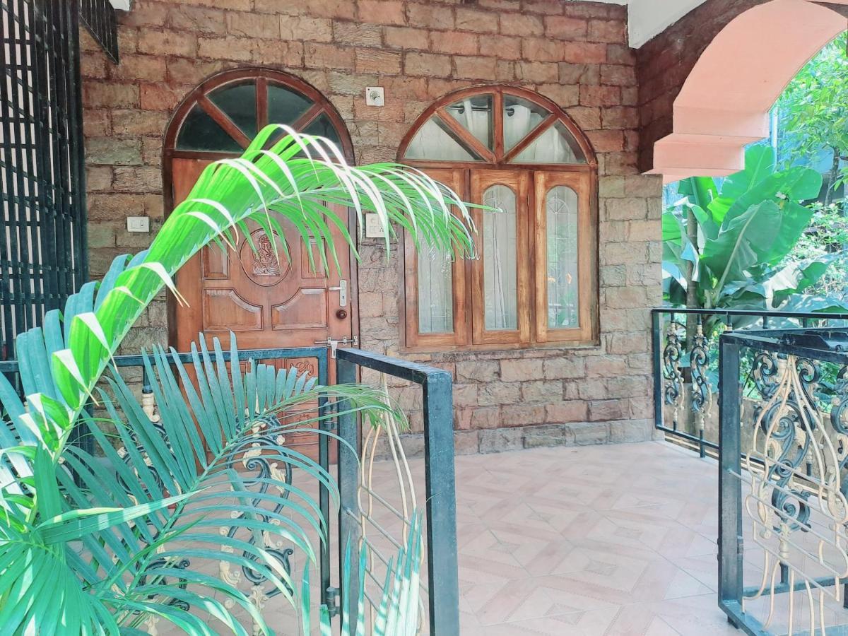 Strawberry Swing Homestay Γουβαχάτι Εξωτερικό φωτογραφία