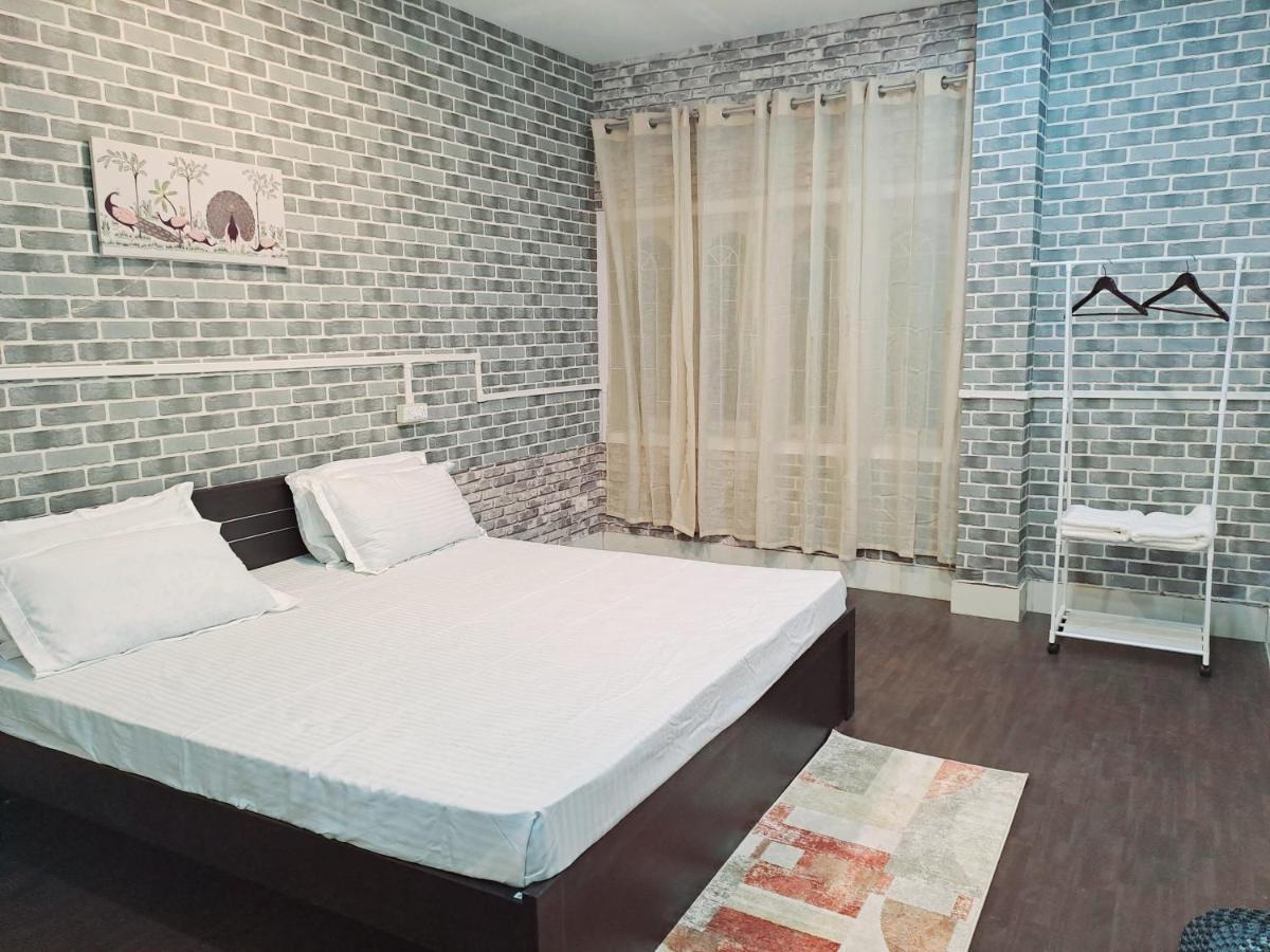 Strawberry Swing Homestay Γουβαχάτι Εξωτερικό φωτογραφία