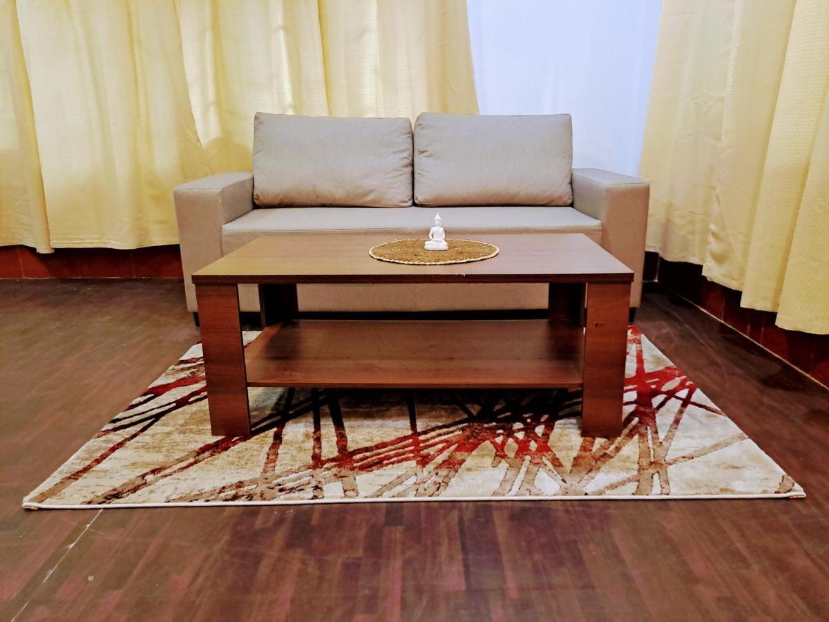 Strawberry Swing Homestay Γουβαχάτι Εξωτερικό φωτογραφία