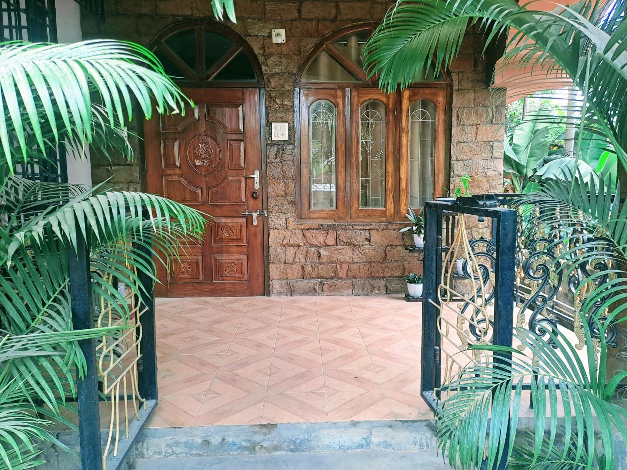 Strawberry Swing Homestay Γουβαχάτι Εξωτερικό φωτογραφία